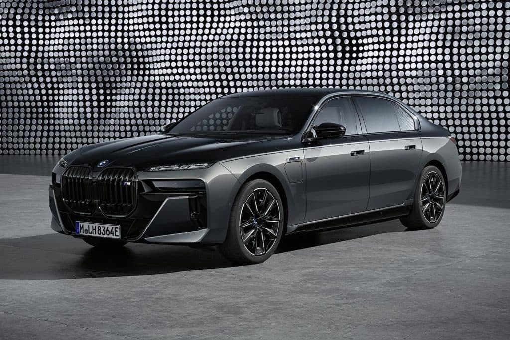 BMW i7