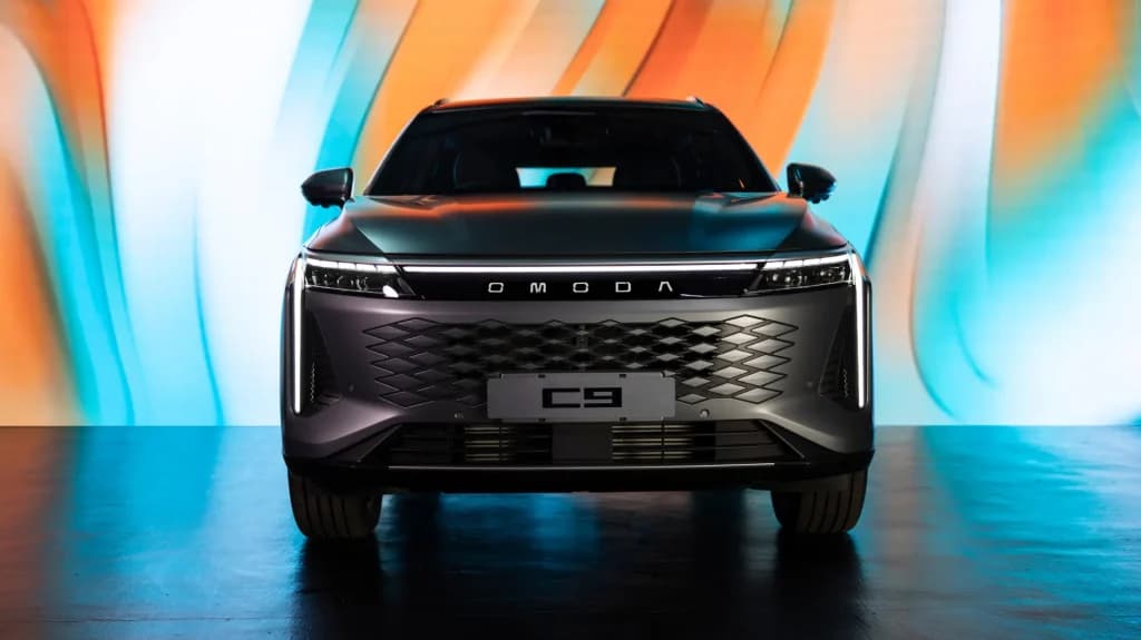 Omoda C9